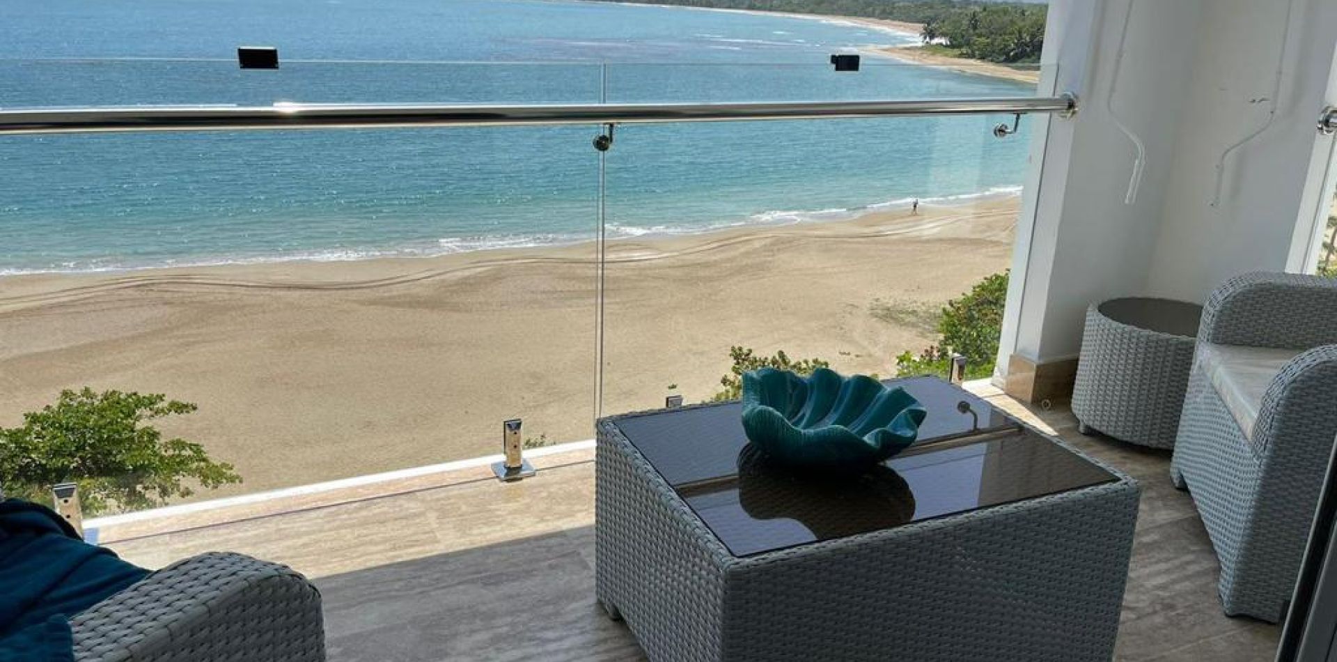 Impresionante Penthouse frente al mar en Playa Dorada