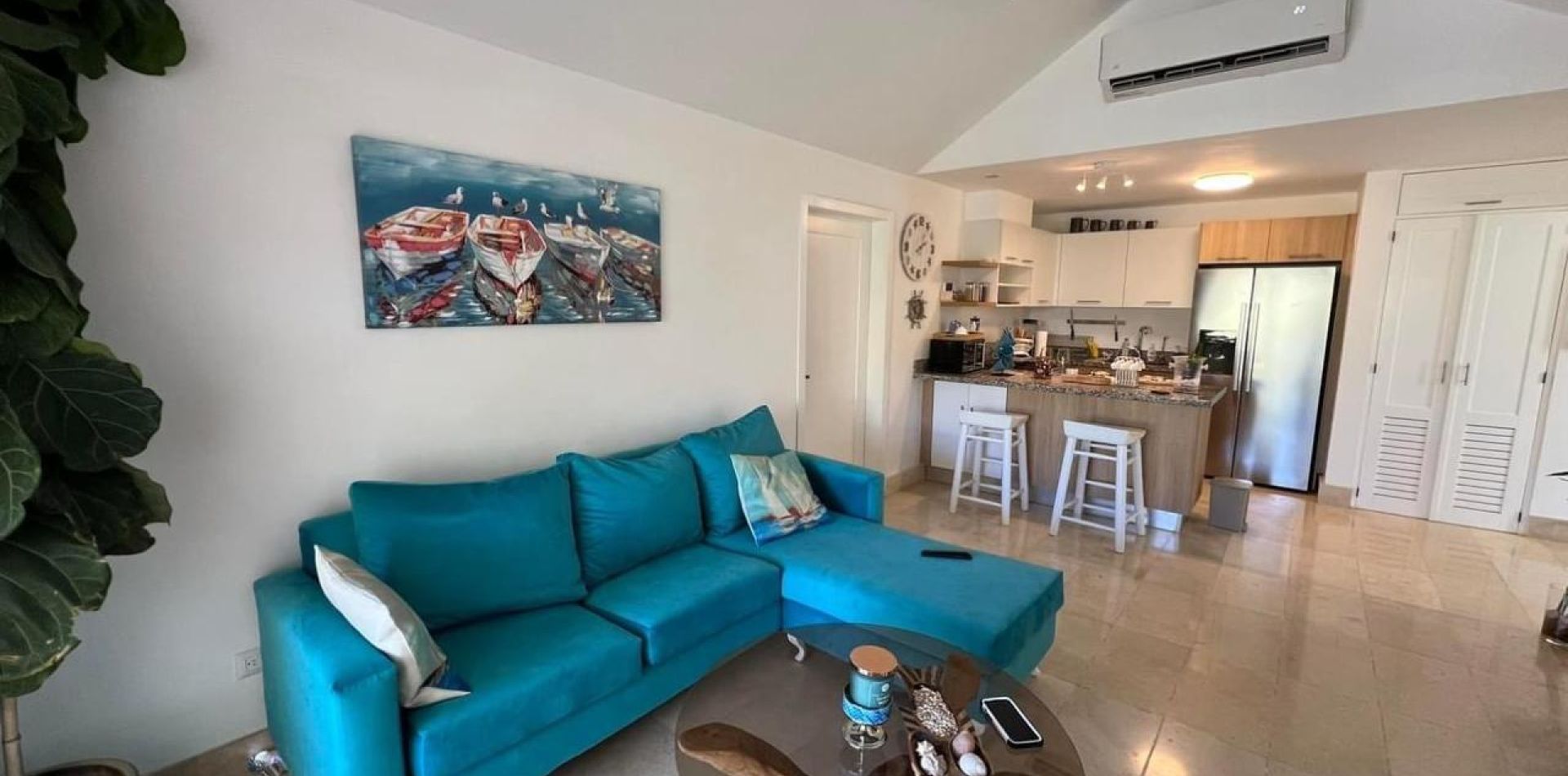 Moderna villa de 2 habitaciones en Playa Dorada