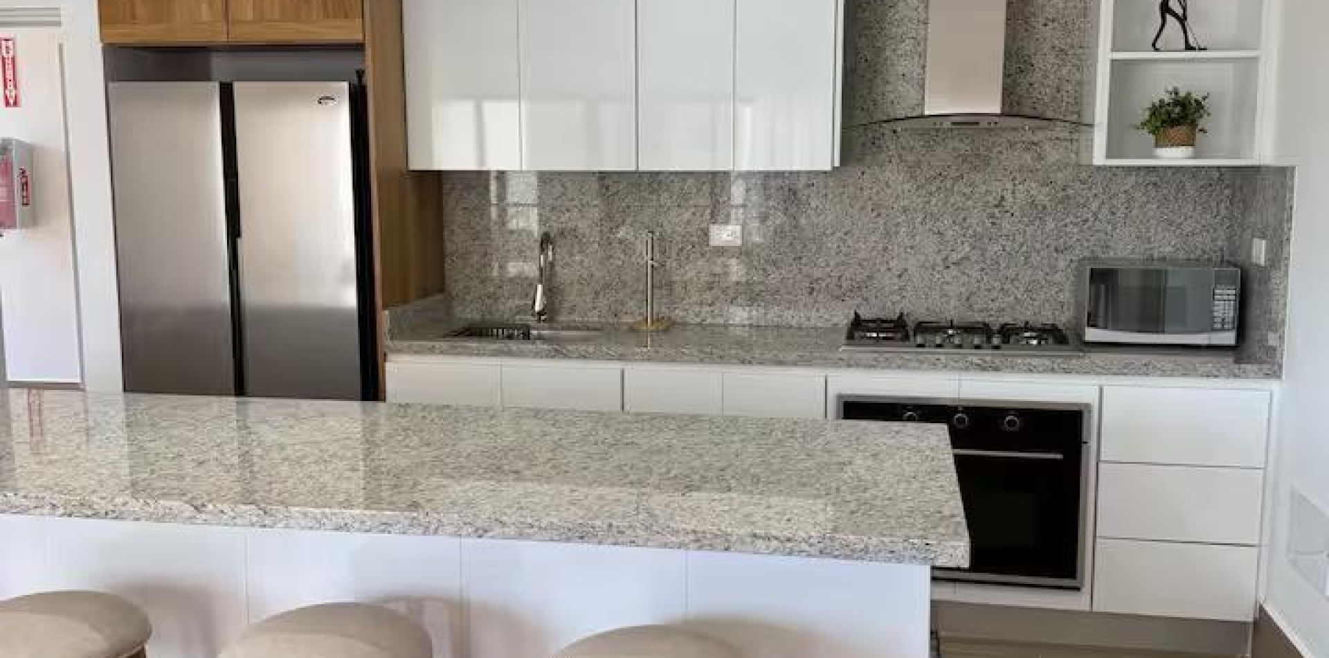 Impresionante apartamento de 2 habitaciones amueblado en Proyecto Privado