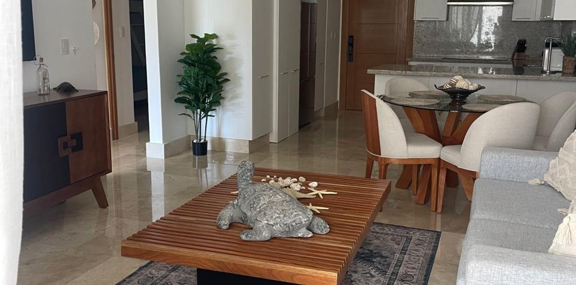 Espectacular apartamento en la playa de Playa Dorada